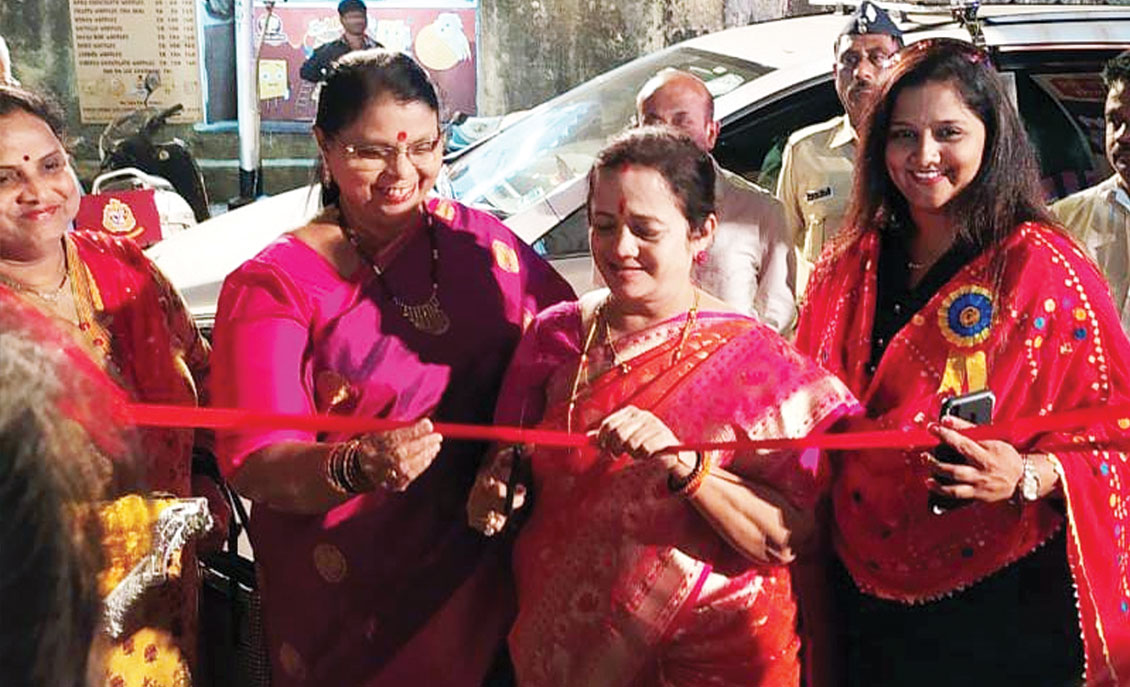 swayamsiddha-mahila-with-mayor-kishoritai